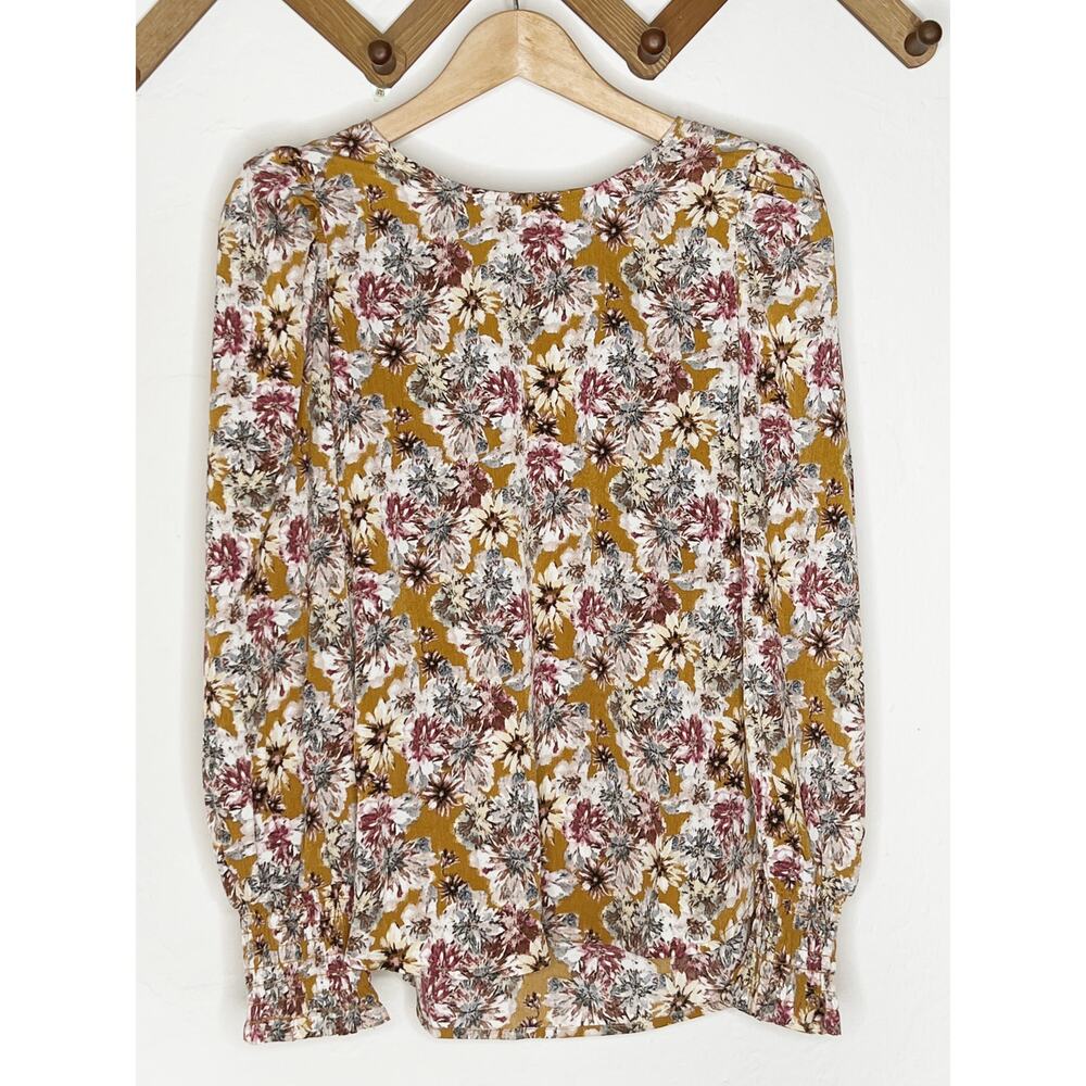Pleione Floral Puff Sleeve Blouse